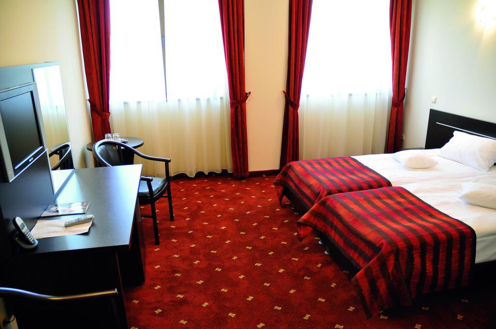 Hotel Roberts Sibiu Eksteriør billede